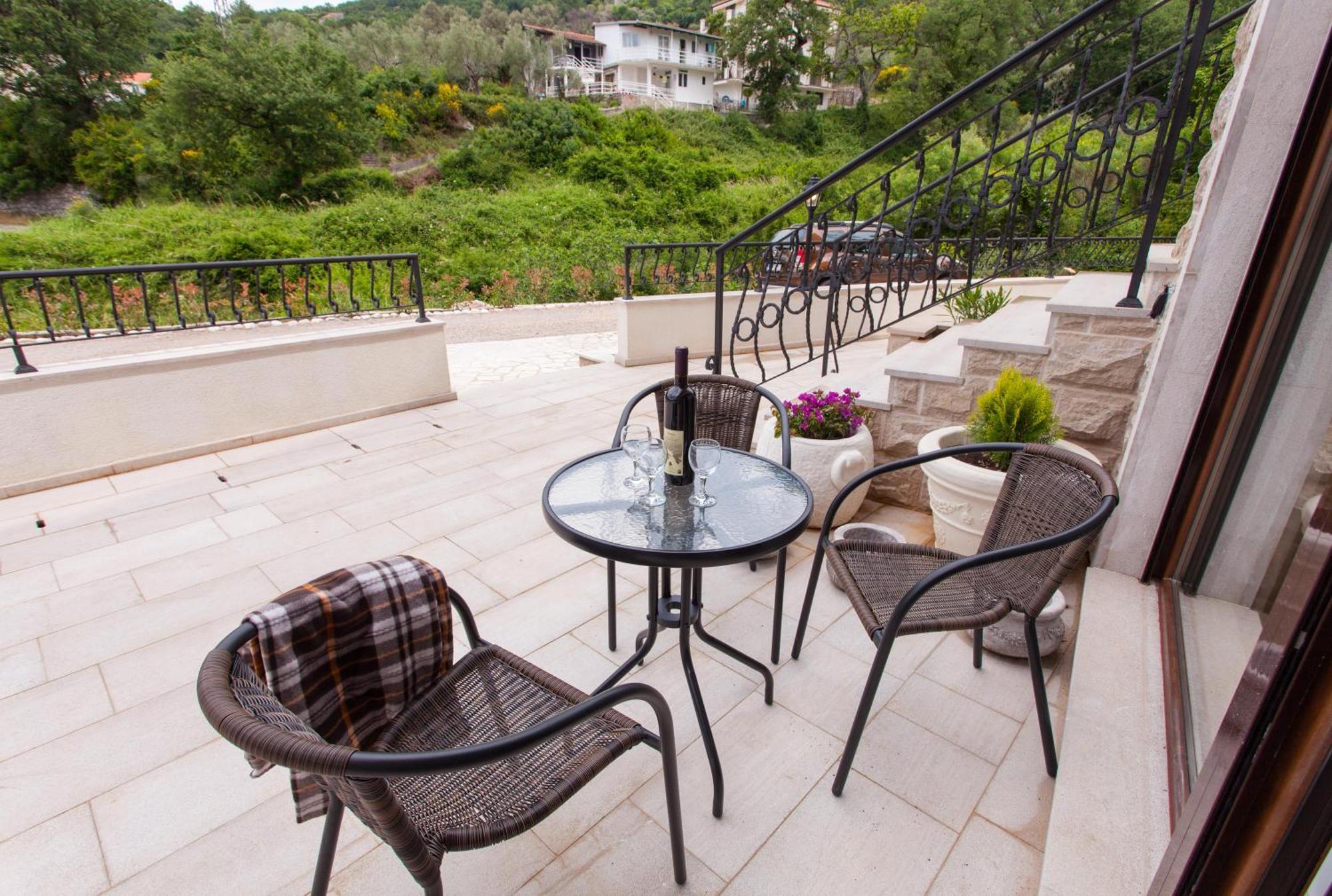Rosmarino Apartment Sveti Stefan Exterior photo