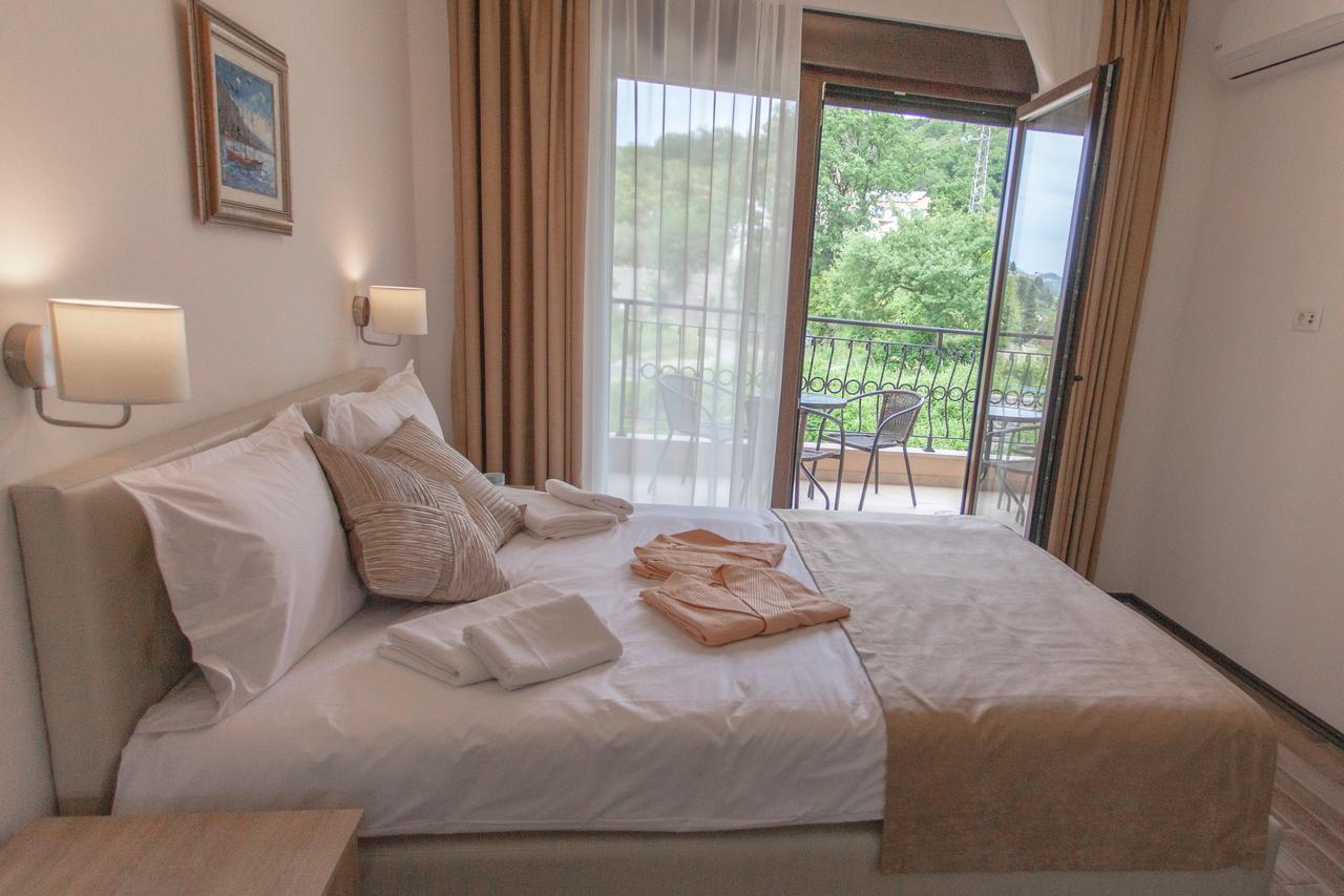 Rosmarino Apartment Sveti Stefan Exterior photo