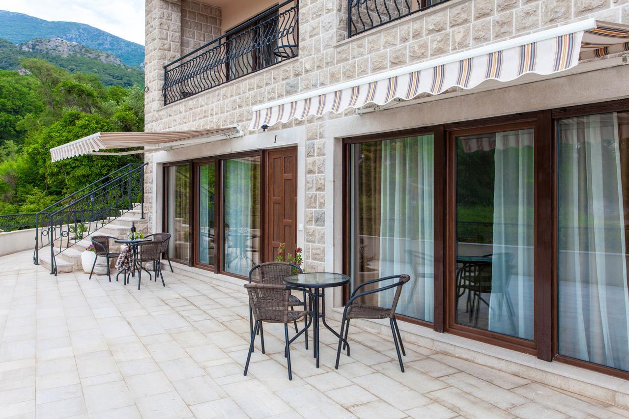 Rosmarino Apartment Sveti Stefan Exterior photo